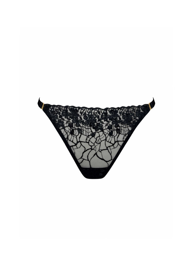 Amela Thong
